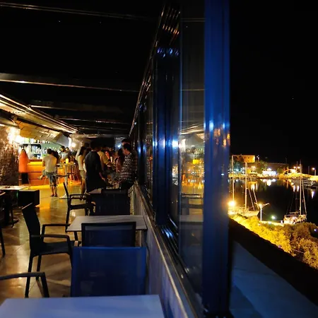 Sapphire Ξενοδοχείο 4*