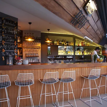 ホテル Sapphire ダッチャ