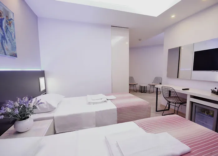 Отель Sapphire 4*